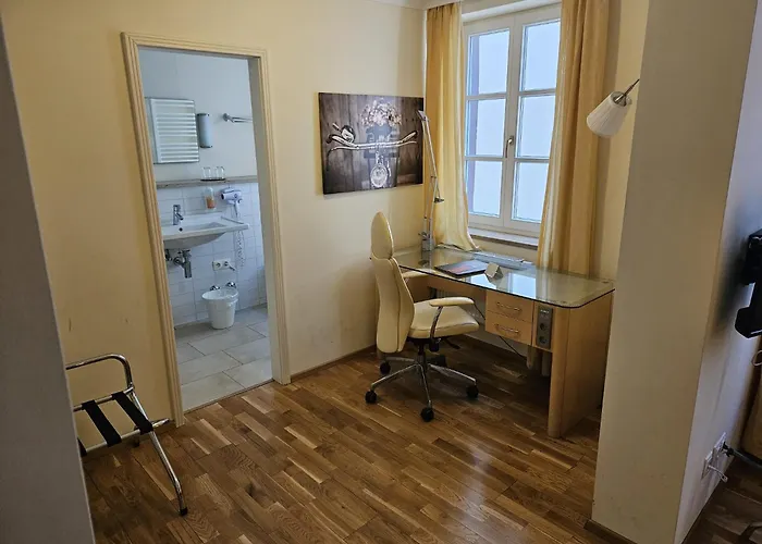 Hotel Rose Weißenburg in Bayern